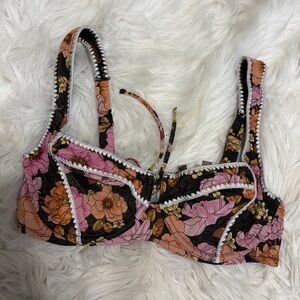 Vintage Victoria’s Secret bikini top